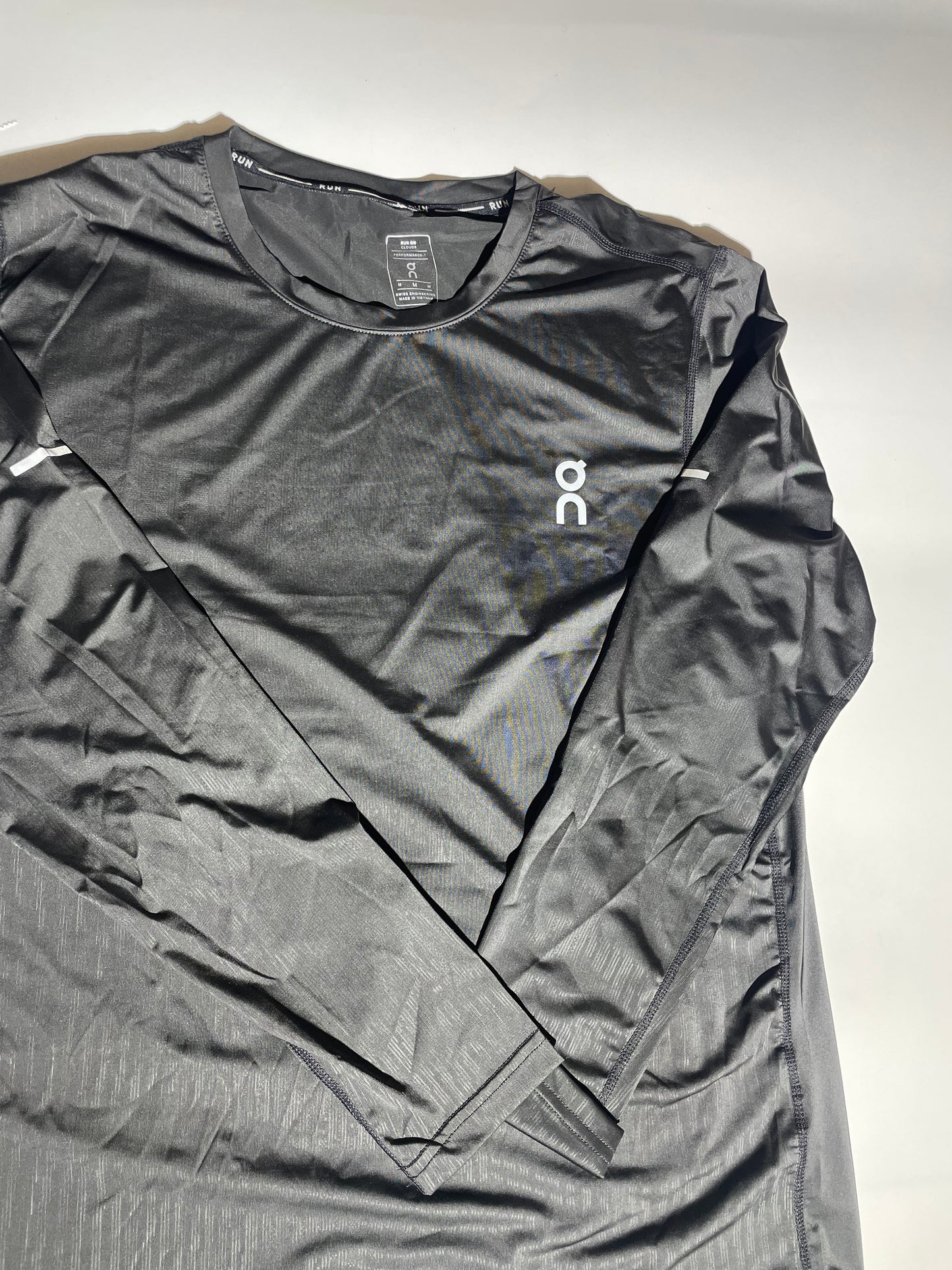 OnCloud Black Hypercool Combat Shirt