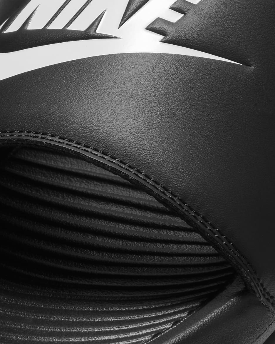 Black/ White Nike Victori One