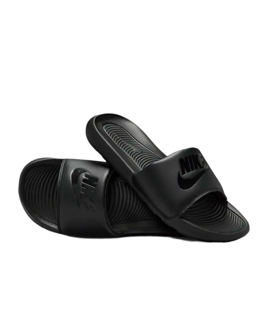Full Black Nike Victori One