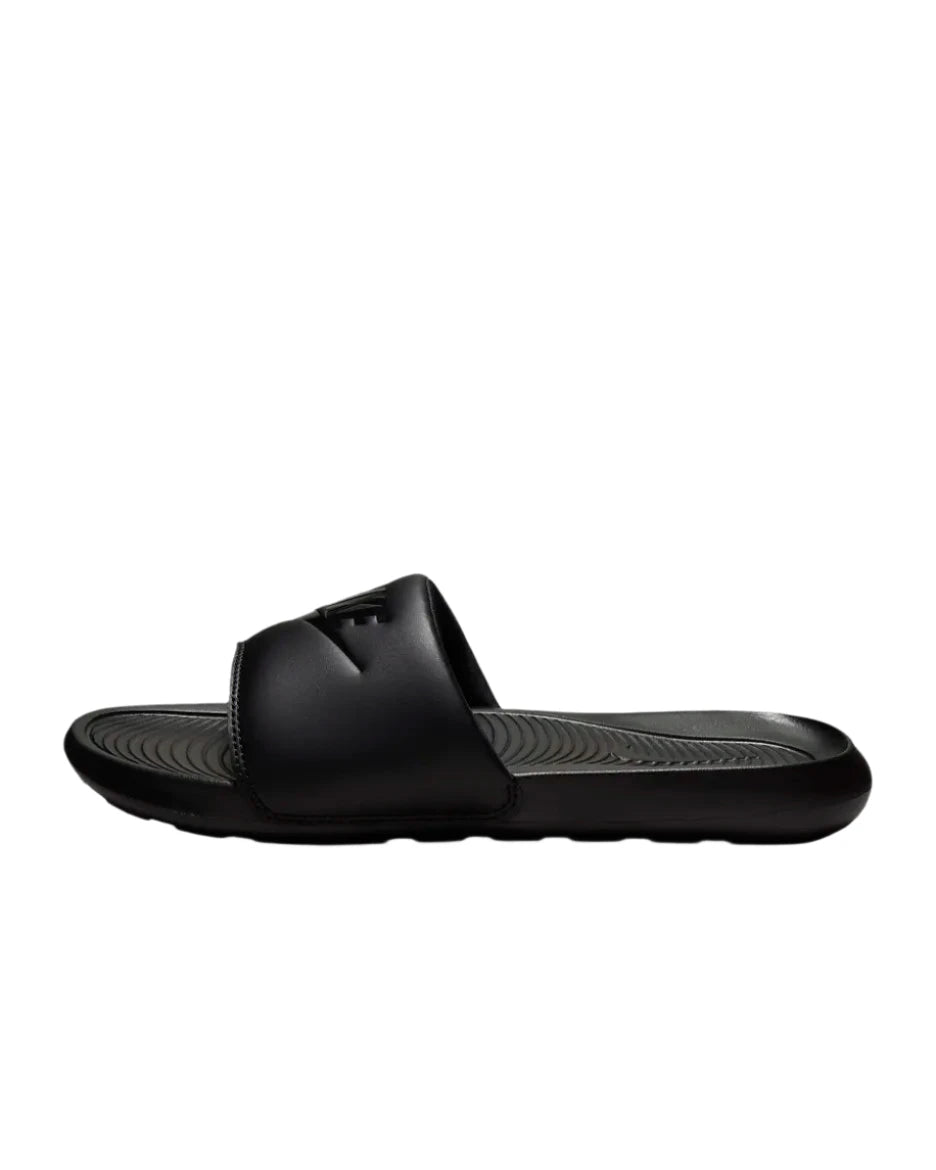 Full Black Nike Victori One