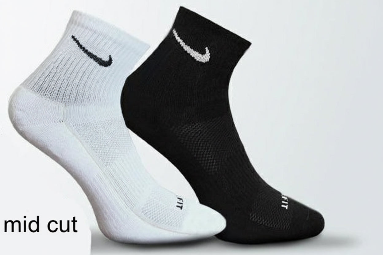 write mid cut in black