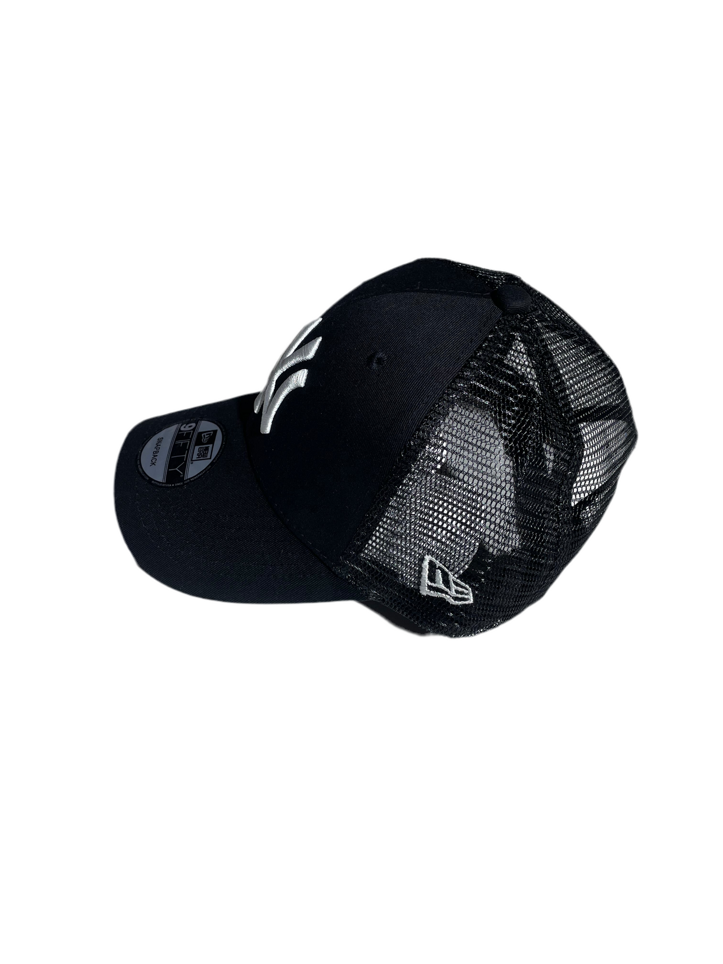 NY White Yankees "BackNet" Cap